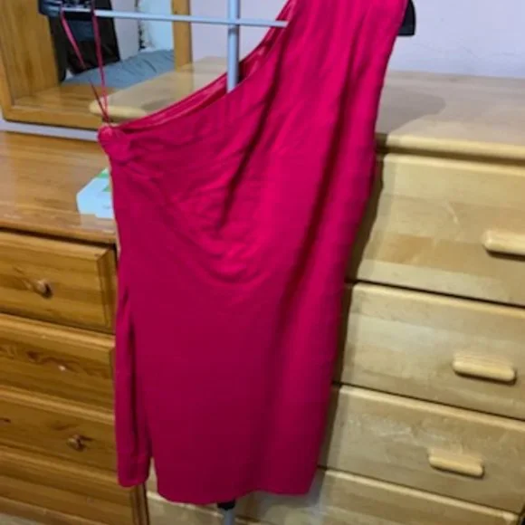 Express One Shoulder Bandage Bodycon Dress - Picture 6 of 10